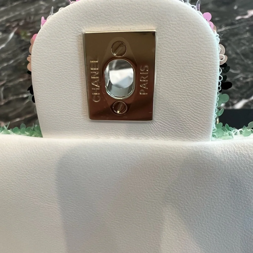 SOLD ON TRADESY ❗️ CHANEL MINI FLAP BAG SEQUINS & GOLD-TONE METAL MULTICOLOR - Picture 12 of 12